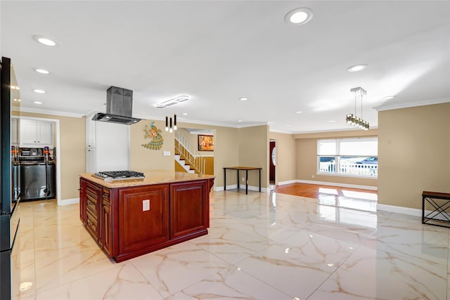 kitchen with baseboards, marble finish floor, ornamental molding, and recessed lighting