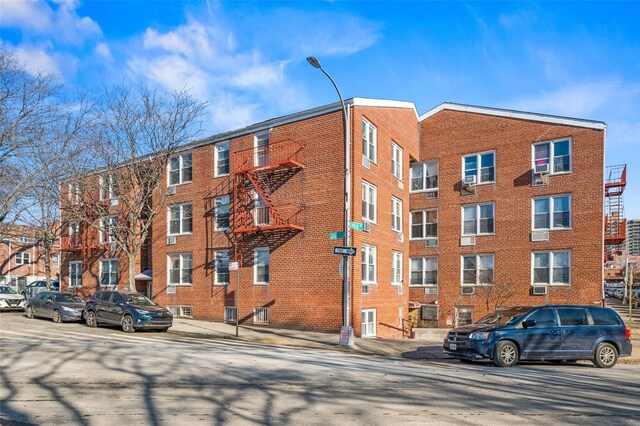 43-15 Saull St Unit 15-3D, Flushing, NY 11355 - photo 1