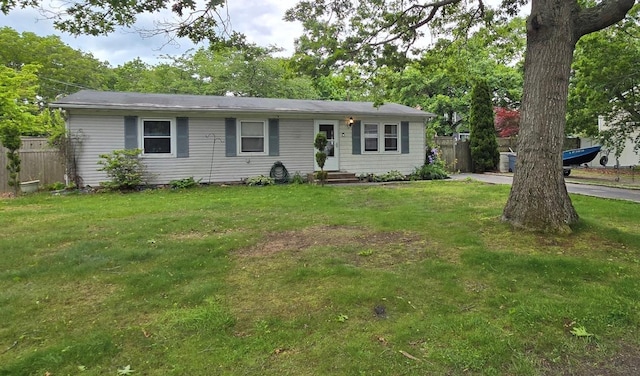16 Sagewood Dr, Shirley, NY 11967 - ranch-style home featuring entry steps