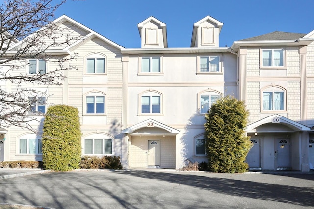 view of townhome / multi-family property