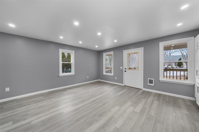 empty room featuring light hardwood / wood-style flooring