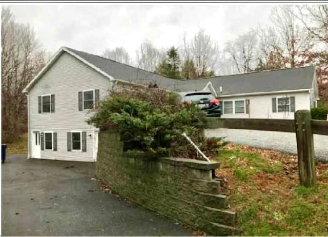 13 Rebecca Dr, Pawling, NY 12564 - view of side of home
