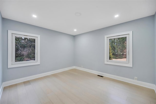 empty room featuring light hardwood / wood-style flooring