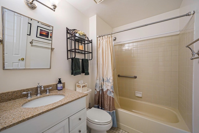 full bathroom with tile patterned floors, toilet, vanity, and shower / bath combo