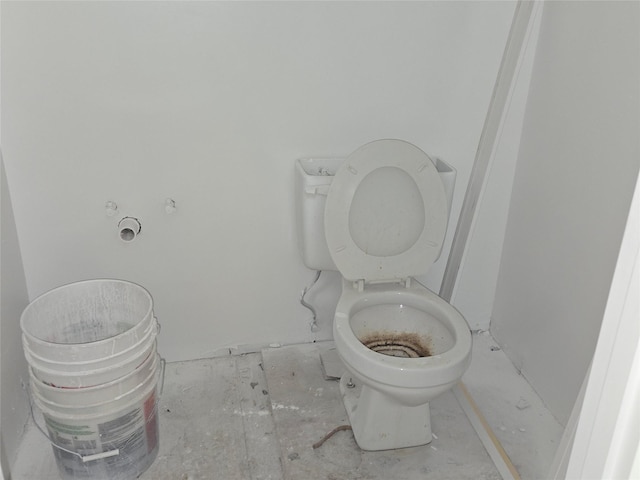 bathroom featuring toilet