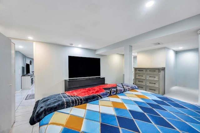 bedroom featuring recessed lighting and visible vents