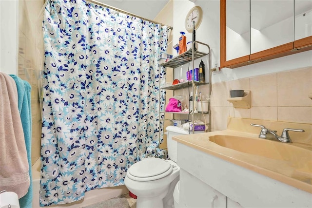 bathroom with toilet, tile walls, decorative backsplash, a shower with shower curtain, and vanity