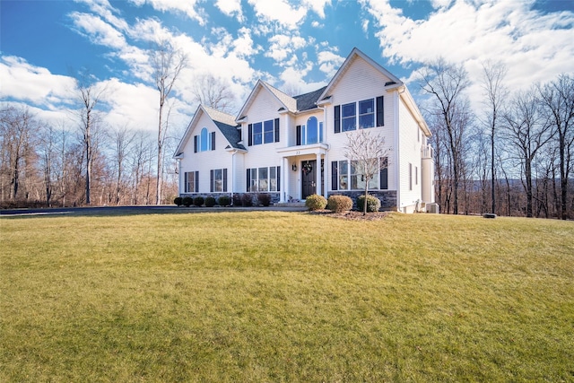 view of front of house with a front yard