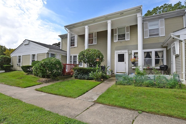 view of front of house with a front yard