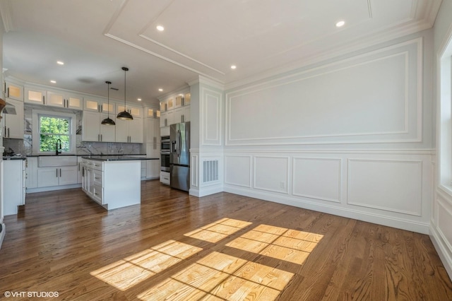 275 Division Ave, Levittown, NY 11756 - photo 3