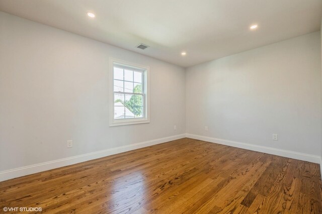 275 Division Ave, Levittown, NY 11756 - photo 23