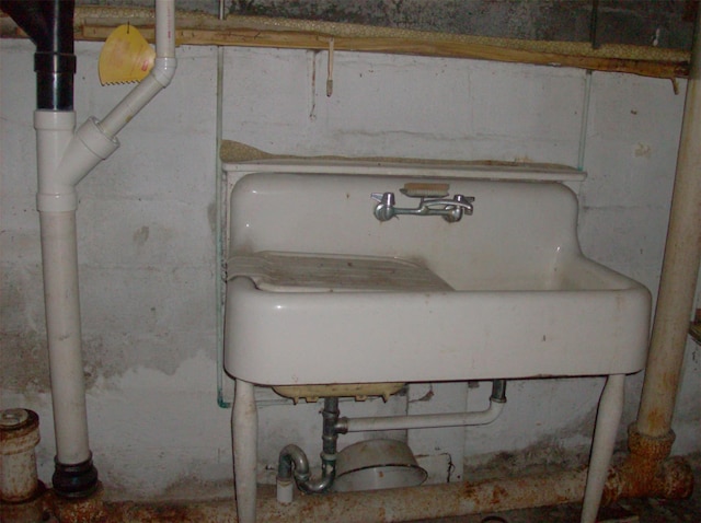 23 Riverside Dr, Roscoe, NY 12776 - interior space featuring a sink