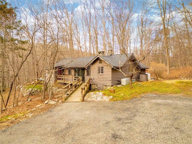 view of front of home featuring central AC