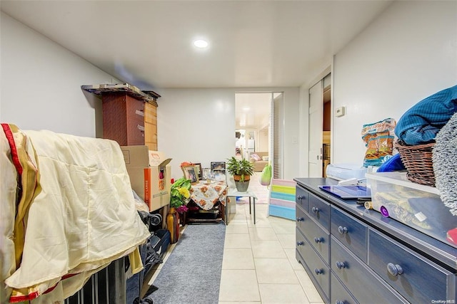 misc room featuring light tile patterned floors