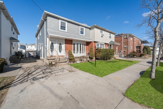 view of front of house with a front yard