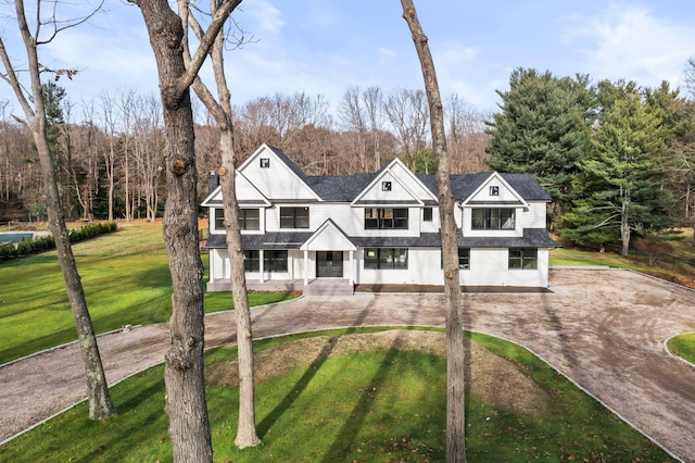 view of front of house with a front yard