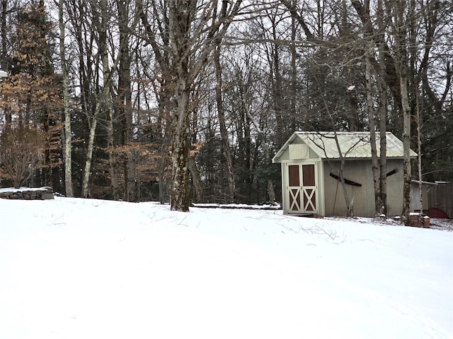 view of yard covered in snow