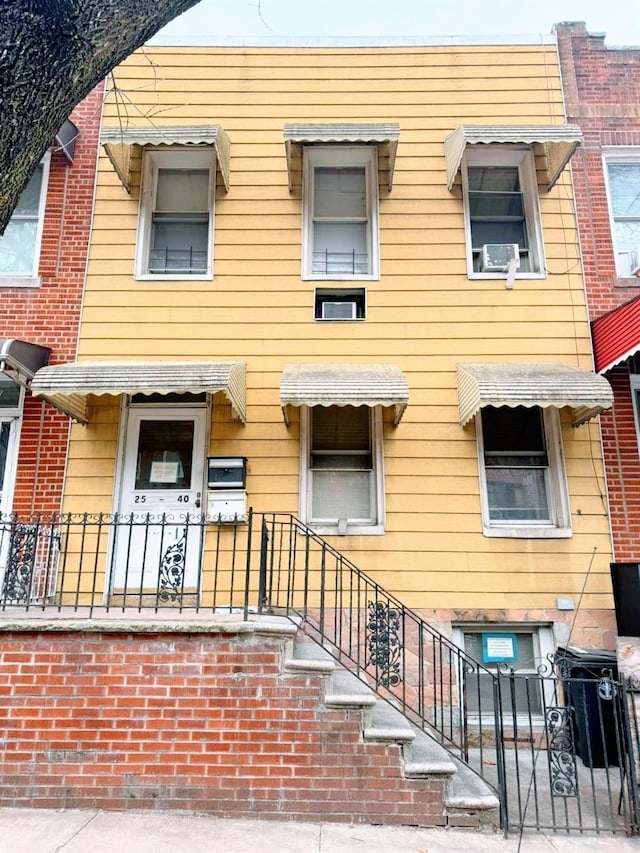 view of townhome / multi-family property