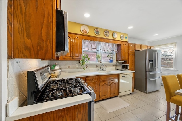 955 E 212th St, Bronx, NY 10469 - photo 8