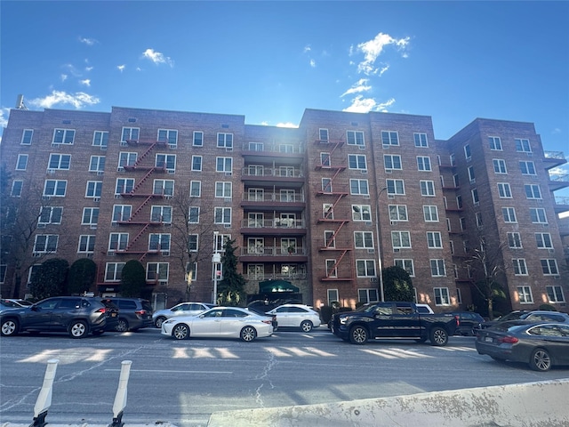 241-20 Northern Blvd Unit 6H, Douglaston, NY 11363 - photo 2