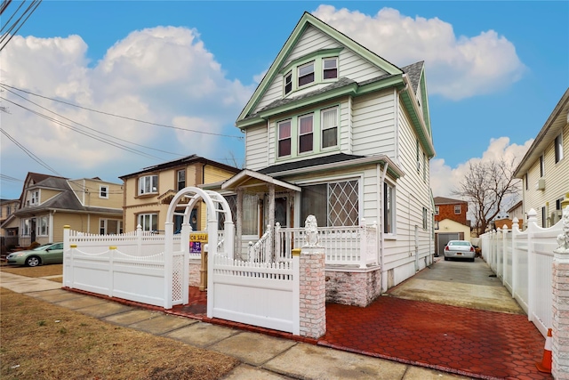 view of front of home