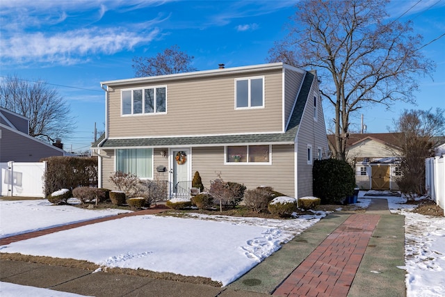 view of front of house