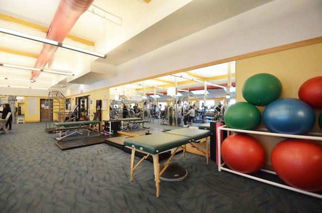 gym with carpet flooring