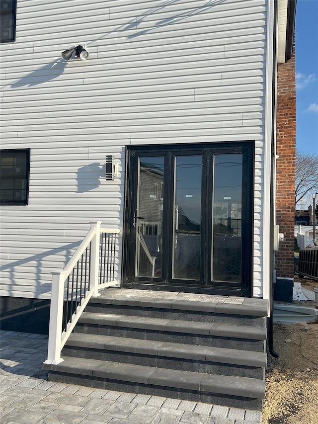 entrance to property with cooling unit