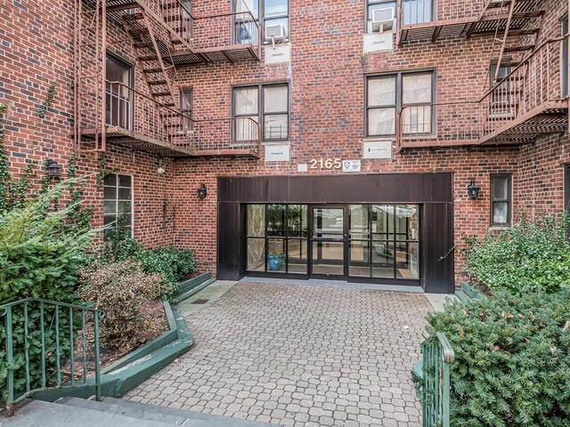 2165 Matthews Ave Unit 2G, Bronx, NY 10462 - photo 28
