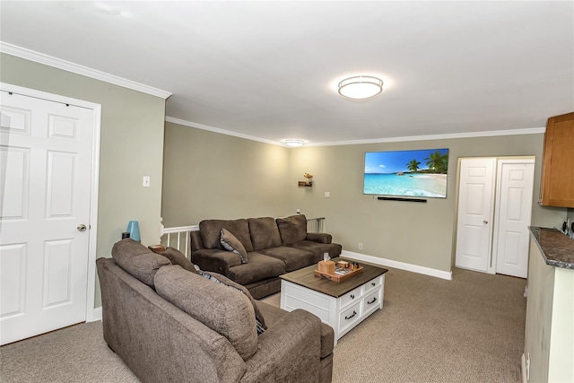 carpeted living room featuring crown molding