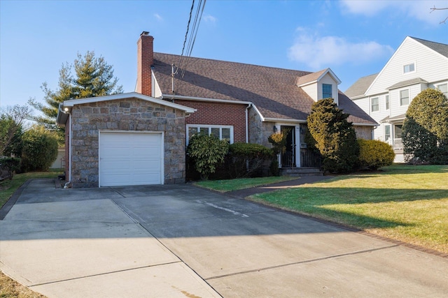 view of front of house with a front yard