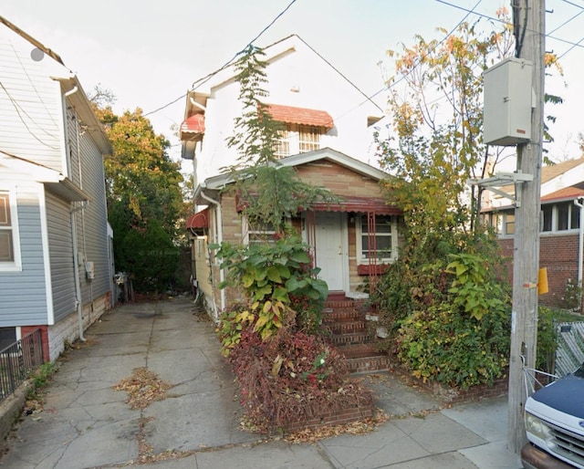 view of front of home