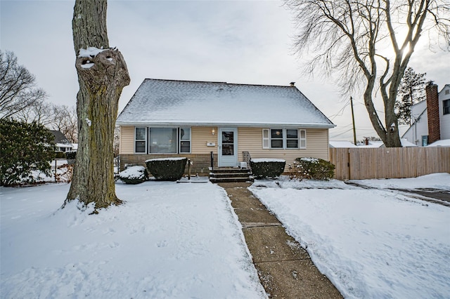 view of front of property