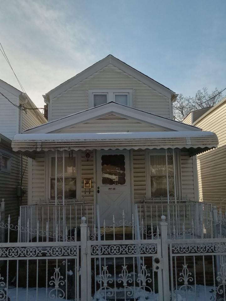 view of front of home with a porch