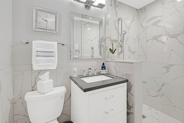 162-21 Powells Cove Blvd Unit 3D, Beechhurst, NY 11357 - bathroom with a tile shower, vanity, and toilet