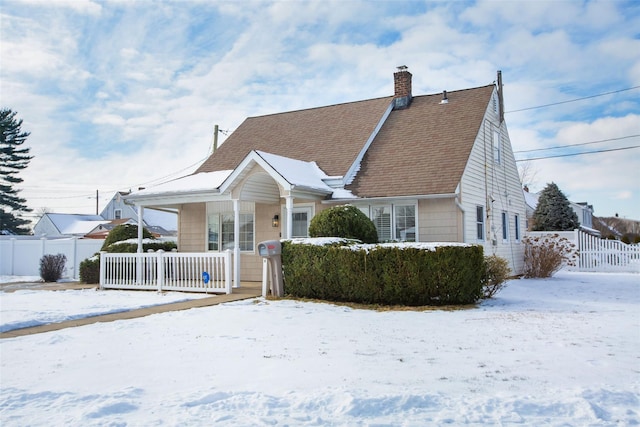 view of front facade with covered porch