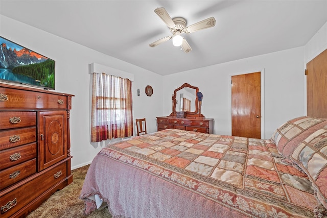 bedroom featuring carpet floors and ceiling fan