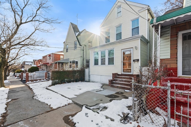 view of front of home