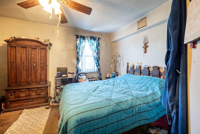 bedroom featuring carpet and ceiling fan