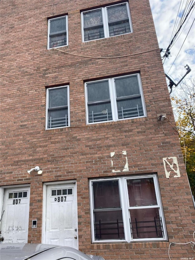 view of property exterior