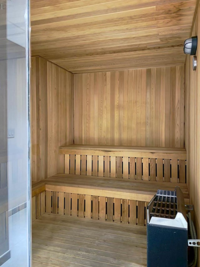 view of sauna / steam room