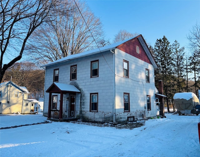 view of front of house