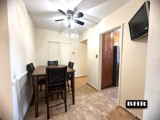 dining room with ceiling fan