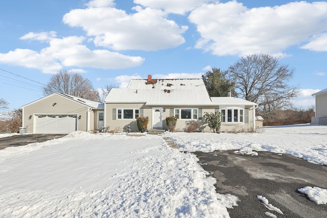 view of front facade with a garage