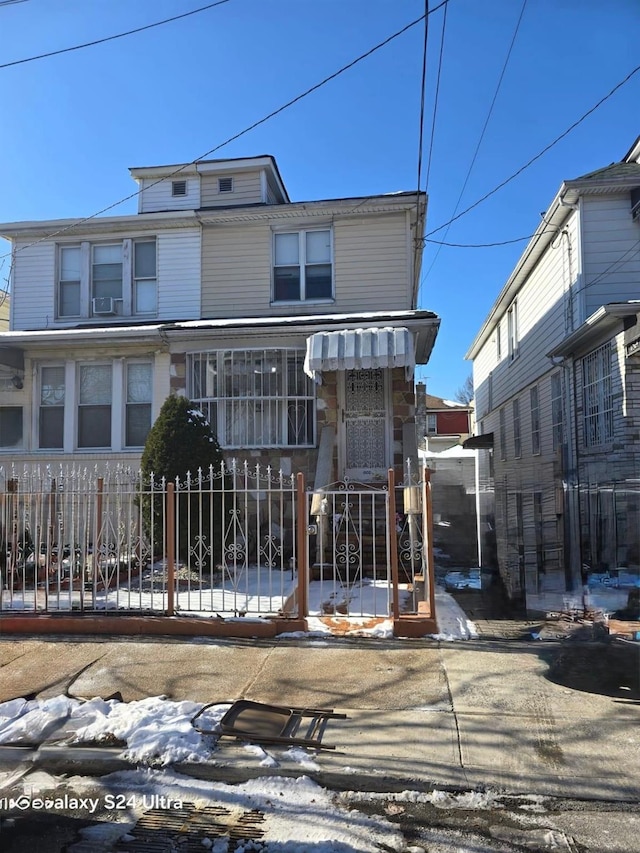 view of front of home