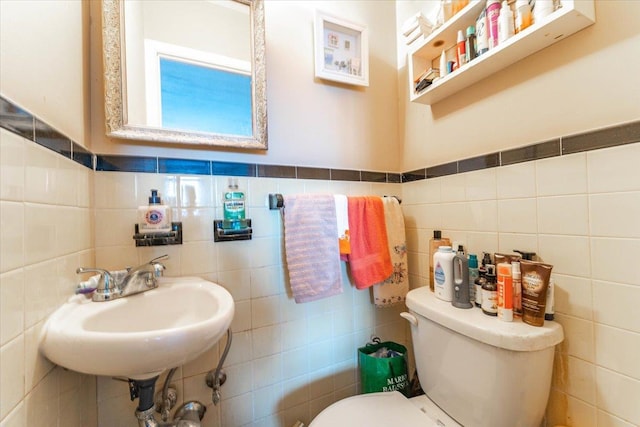 bathroom with sink and toilet