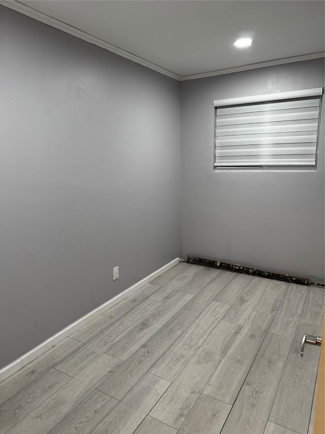 empty room with ornamental molding