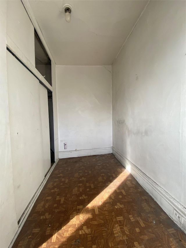 unfurnished bedroom featuring a closet