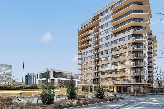 25 Rockledge Ave Unit 906W, White Plains, NY 10601 - view of property