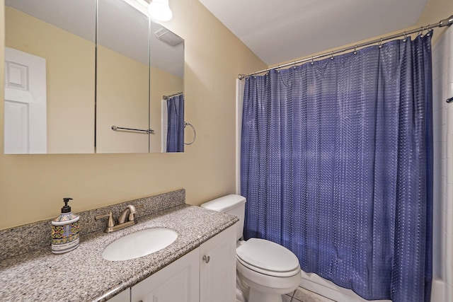 full bathroom featuring shower / bathtub combination with curtain, vanity, and toilet